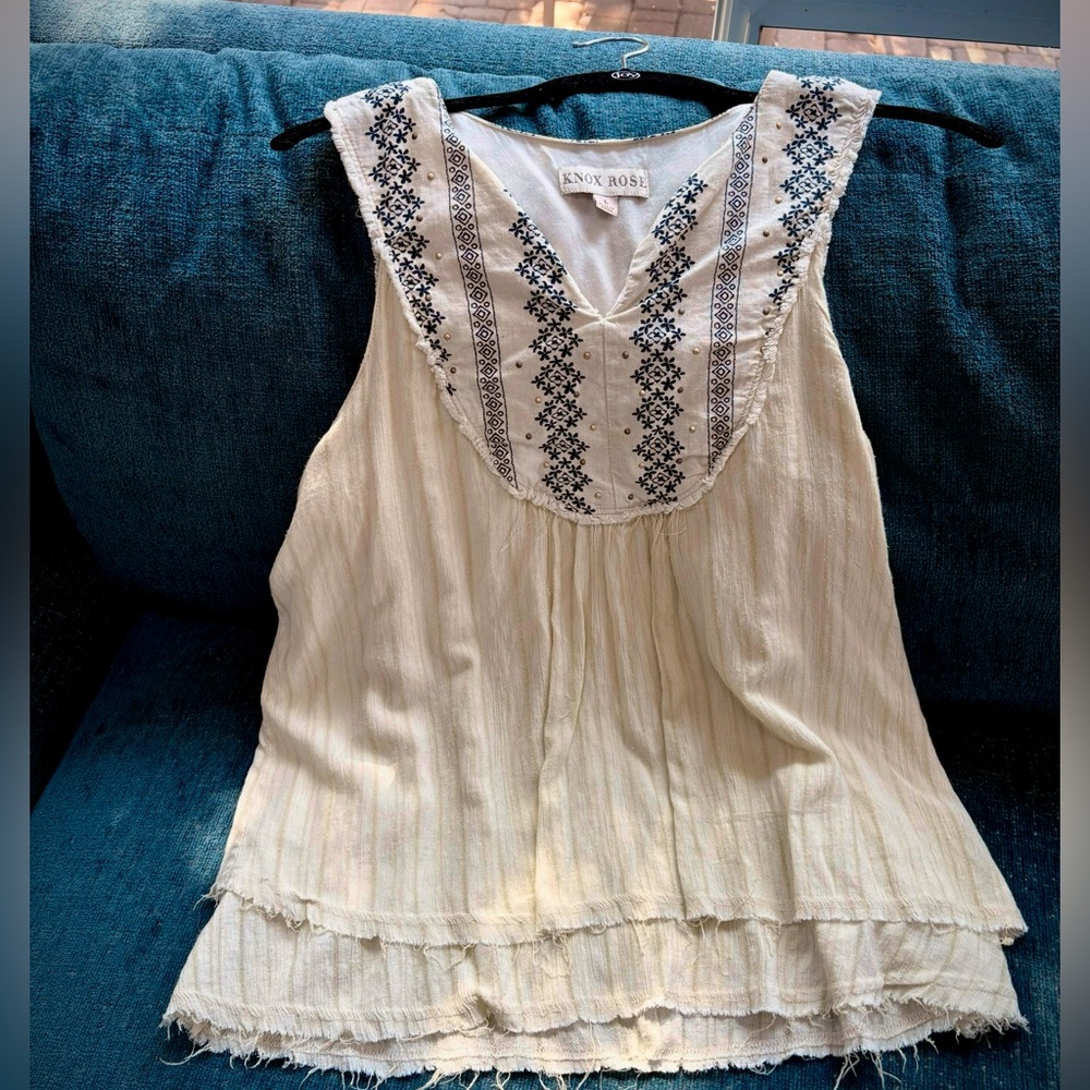 Knox Rose Ivory and Navy Blouse